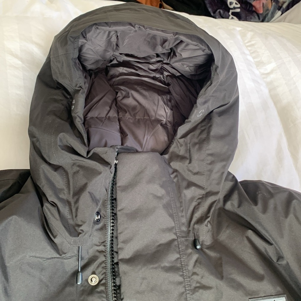 Courteous jacket for winter combine with any outfit.good for rain snow or cold